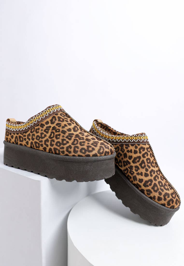Ottawa Leopard Print Platform Classic Slip Ons: Leopard / US-8 / UK-6 / EU-39